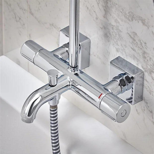 Hansgrohe Vernis Shape EcoSmart Showerpipe 230 Thermostatic Bath Shower Mixer 8 Hansgrohe Vernis Shape EcoSmart Showerpipe 230 Thermostatic Bath Shower Mixer - Image 6