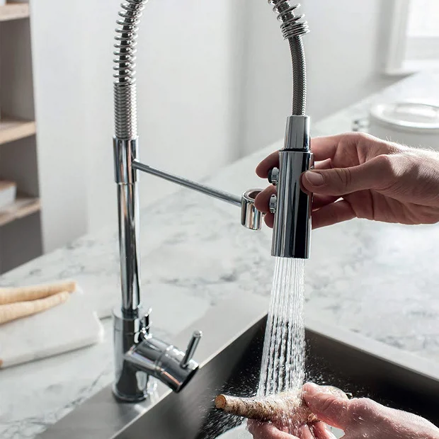 Crosswater Cook Side Lever Kitchen Mixer With Flexi Spray 3 Crosswater Cook Side Lever Kitchen Mixer With Flexi Spray